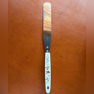 Bird and Hearts with Scrolls Metal Icing Spatula Utensil C I Made in Japan 12.5”